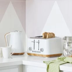 Dunelm Contemporary Matt White 4 Slice Toaster -Comfortable Home 1000155922 alt02