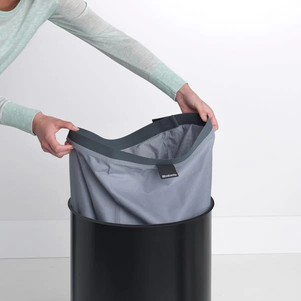 Brabantia Black Cork 60L Laundry Bin 7 Brabantia Black Cork 60L Laundry Bin - Image 5