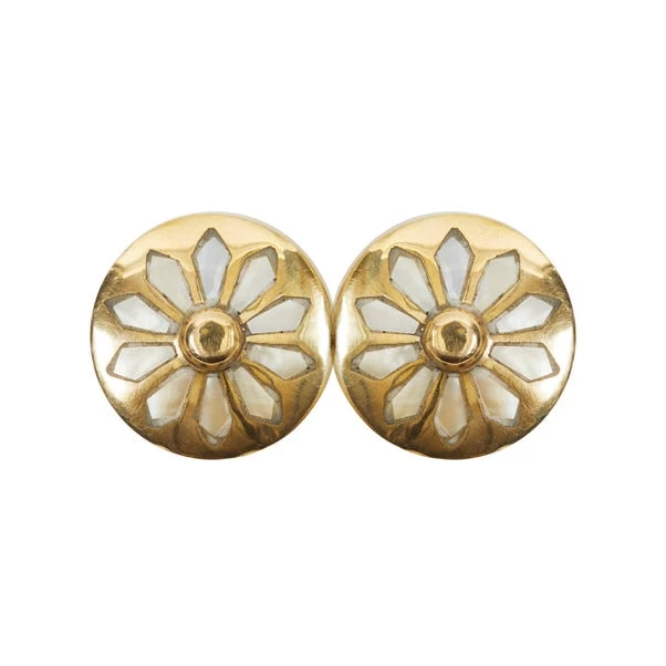 Dunelm Pack Of 2 Brass Flower Round Door Knobs 3 Dunelm Pack Of 2 Brass Flower Round Door Knobs