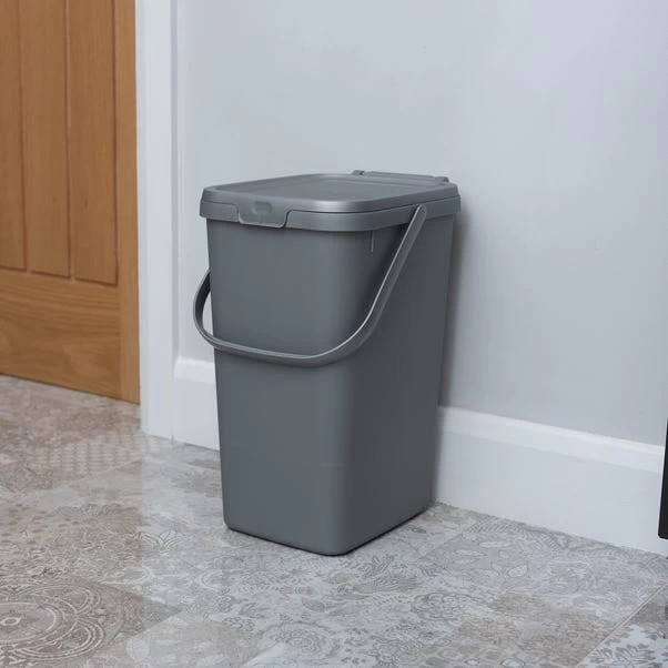 Dunelm Stackable 18L Plastic Bin 3 Dunelm Stackable 18L Plastic Bin