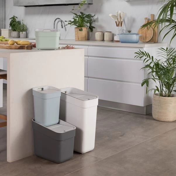 Curver Ready To Collect 30L Bin 8 Curver Ready To Collect 30L Bin - Image 6