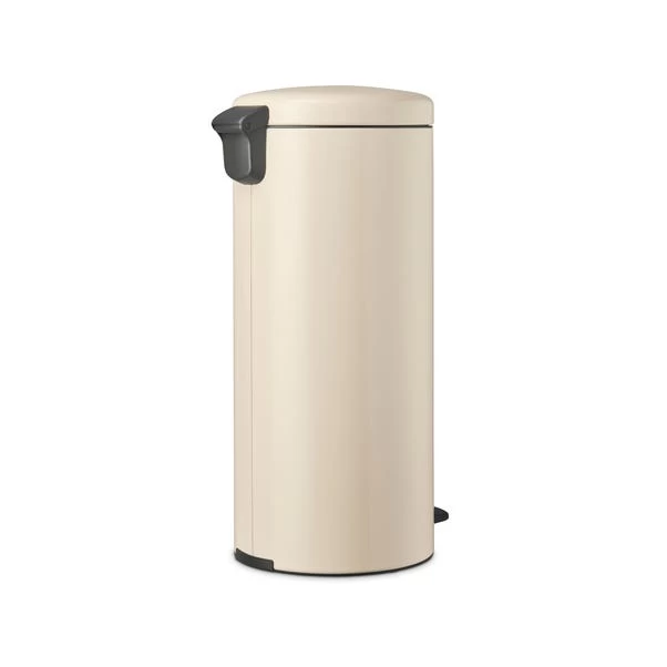 Brabantia NewIcon Pedal Bin 30L Soft Beige 5 Brabantia NewIcon Pedal Bin 30L Soft Beige - Image 3
