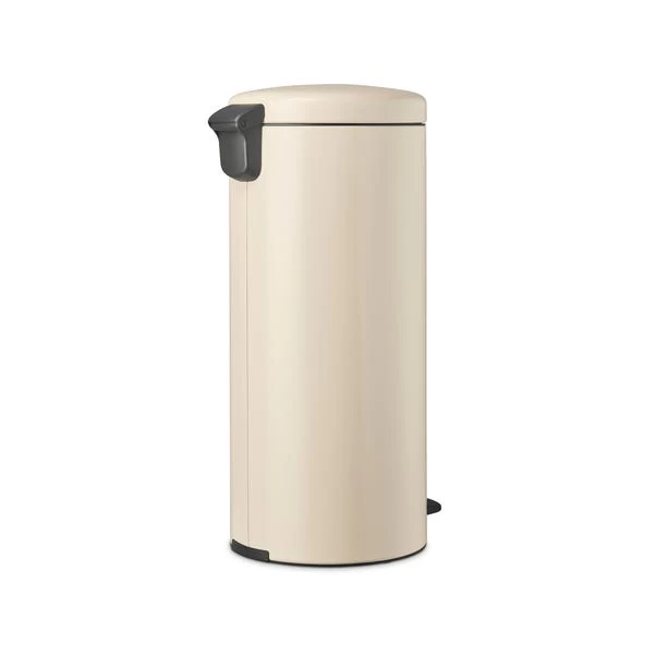 Brabantia NewIcon Pedal Bin 30L Soft Beige 6 Brabantia NewIcon Pedal Bin 30L Soft Beige - Image 4