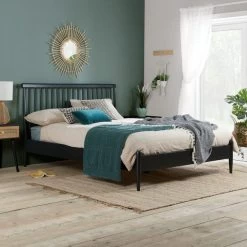Birlea Spindle Bed
